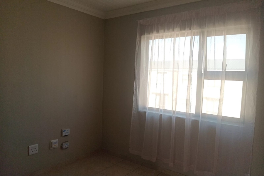 To Let 2 Bedroom Property for Rent in Belhar Western Cape